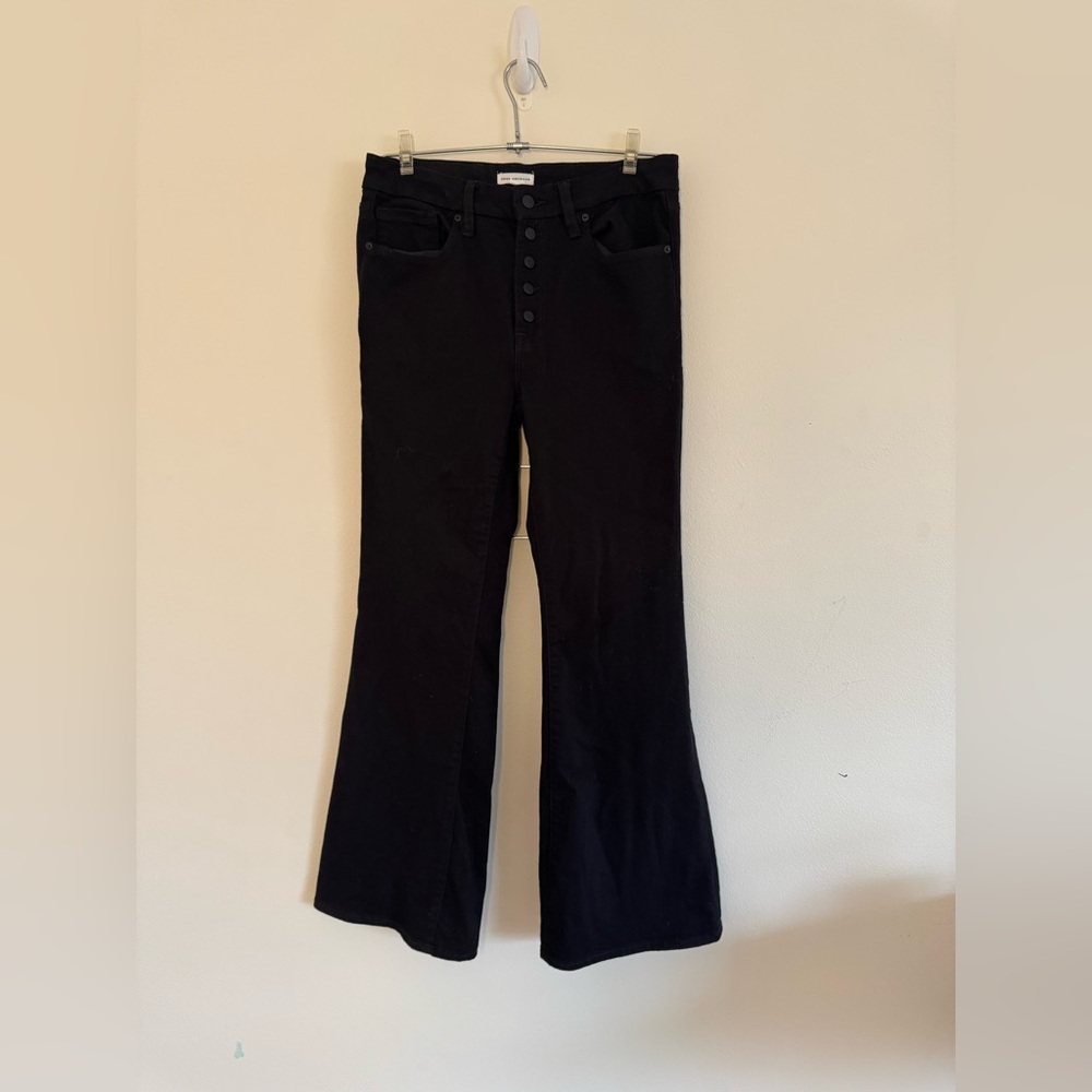 Good American. Button fly Flare Black Denim. Stretch. Size 31 /12.
